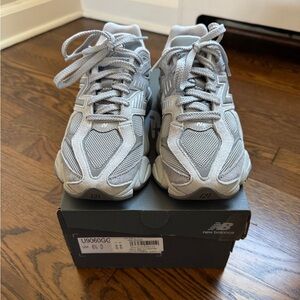 New Balance 9060 Solid Gray - M 6.5/ W 8